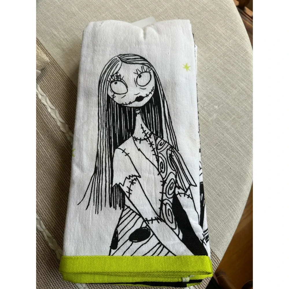 Disney Nightmare Before Christmas Jack Sally Kitchen Towels 2pk White Black New